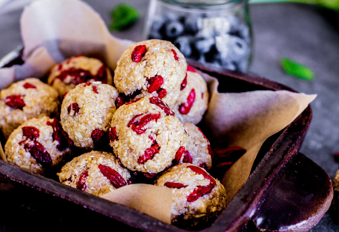 5 Ingredient Goji Lemon Bliss Balls