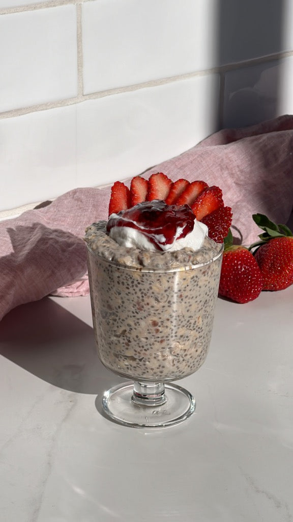 Morlife Strawberry Cheesecake Overnight Oats