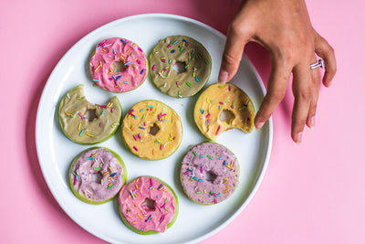 Fun, Clean & Colourful: These Apple Donuts Have It All